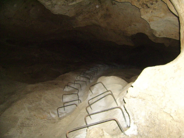 Ferrata en la cueva